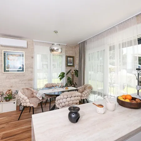Zeleni Val Appartement